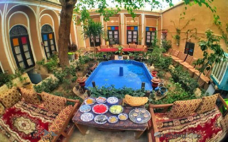 تاریخچه اقامت های بومگردی در ایران