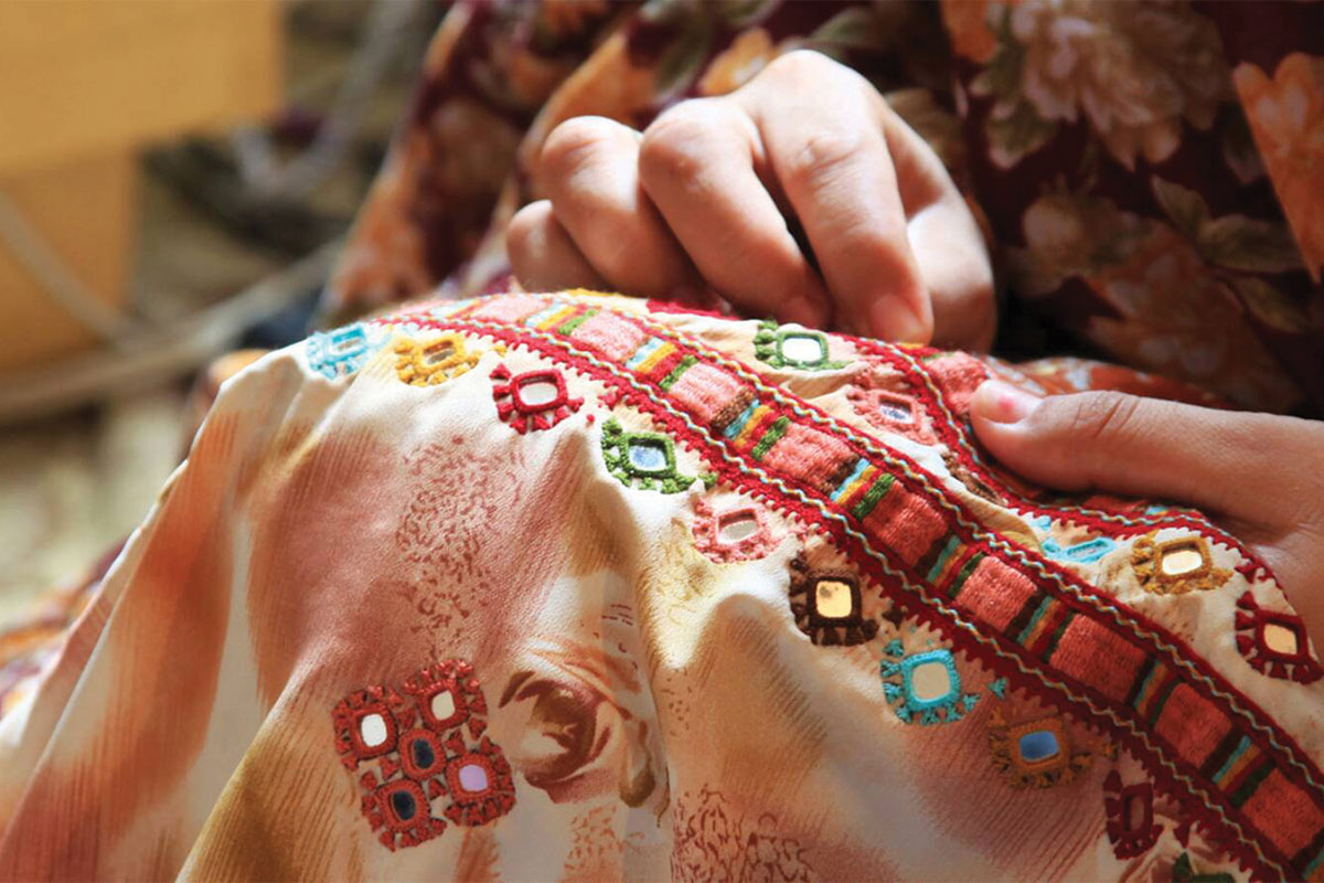 سوزن دوزی بلوچ