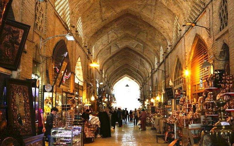 بازارهای سنتی ایران، دنیایی از رنگ، عطر و طعم