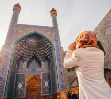 ایران، گنجینه‌ ای از جاذبه‌ های مذهبی و فرهنگی