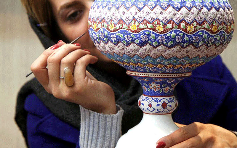 ایران گنجینهای از رنگ، طرح و نقش