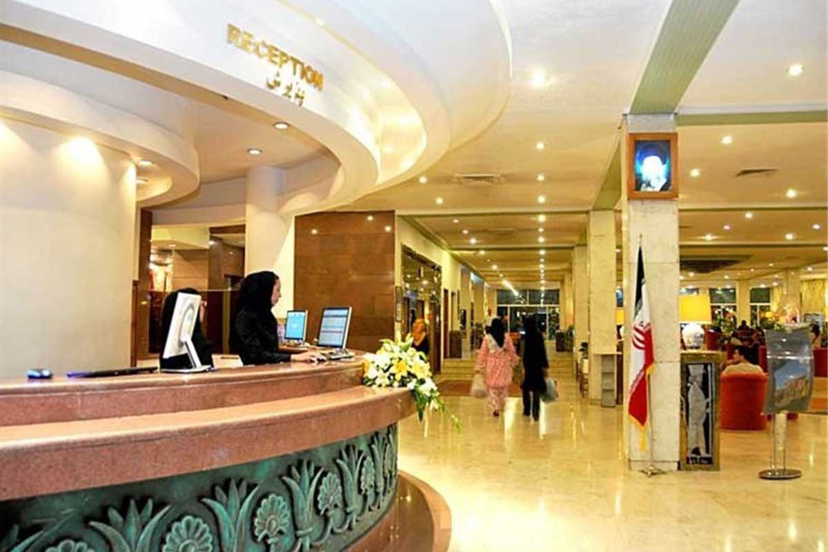 موانع اقتصادی توسعه هتلداری در ایران